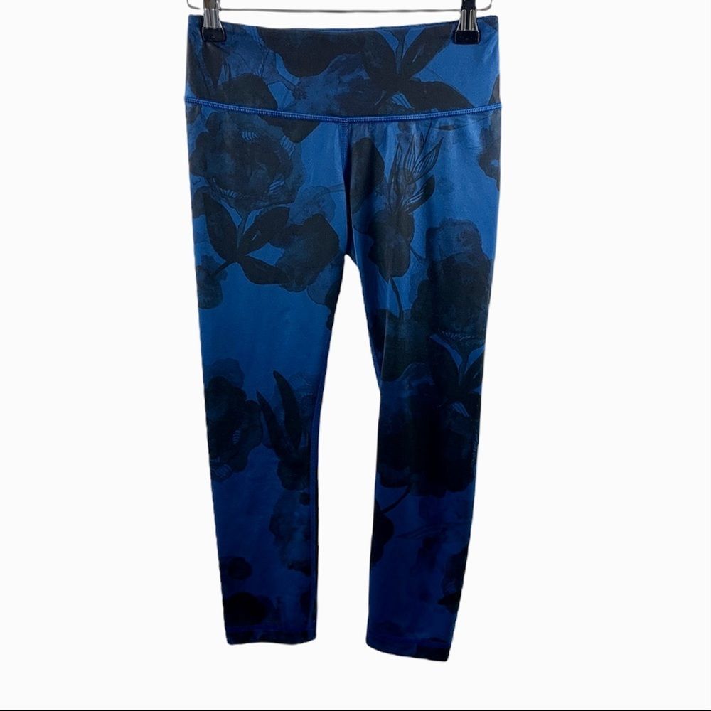 Lululemon Wunder Under Crop II Full On Luxtreme Jumbo Inky Floral Size 4
